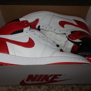 NEW Air Jordan 1 Retro High OG Heritage